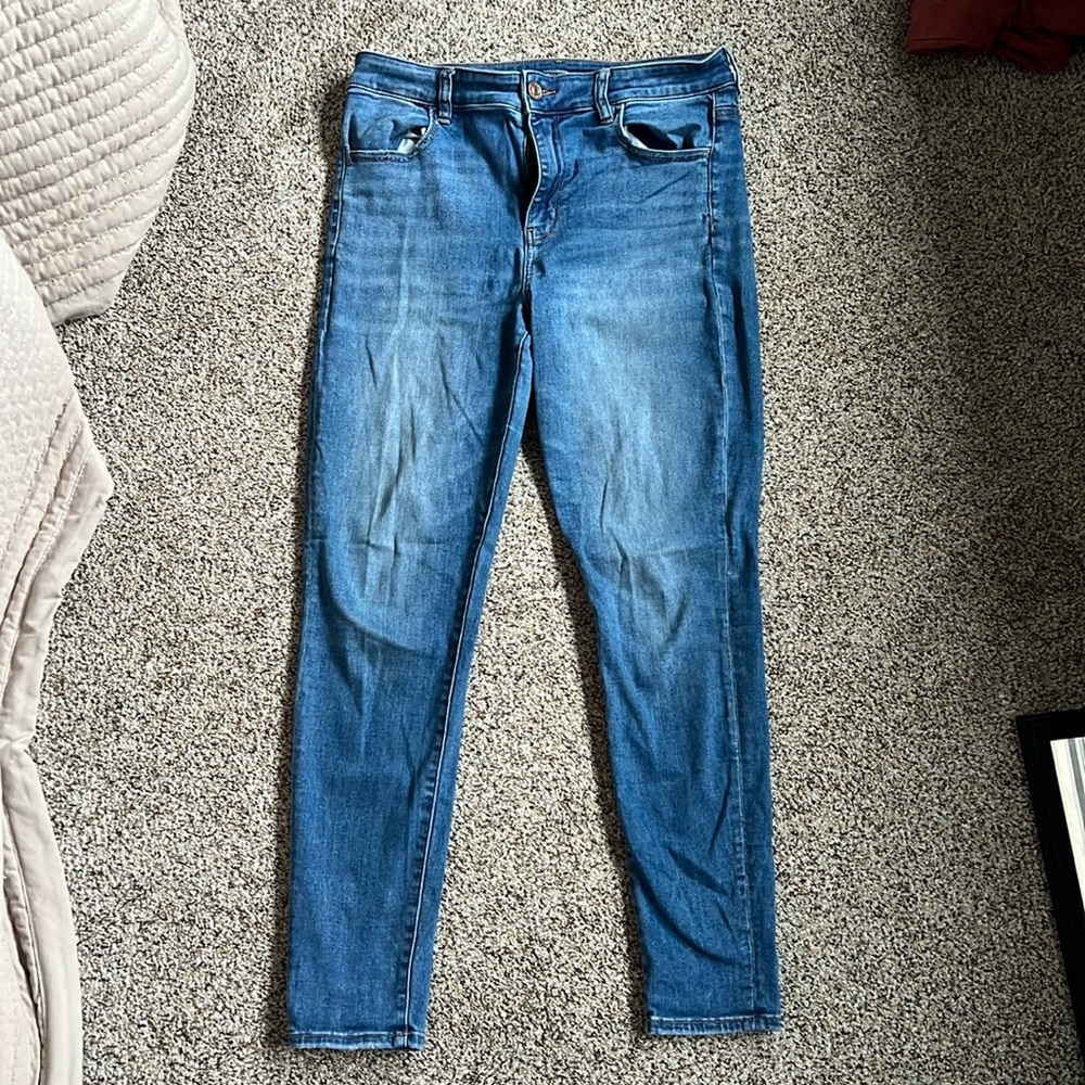 American Eagle skinny jeans